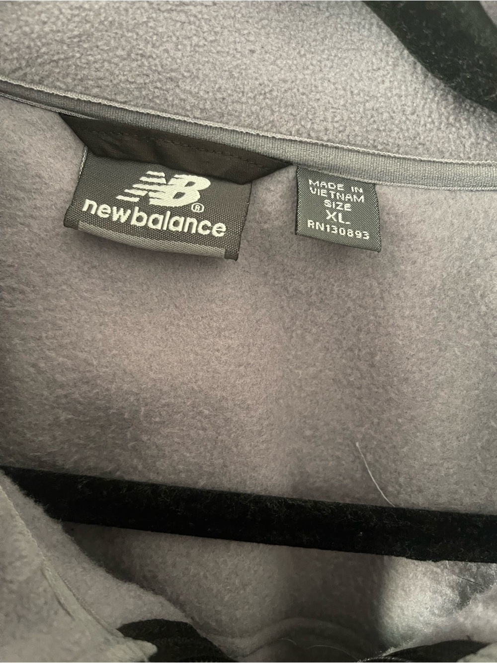 New Balance Men's Two-Tone Gray & Black Fleece Jacket - Picture 2 of 4